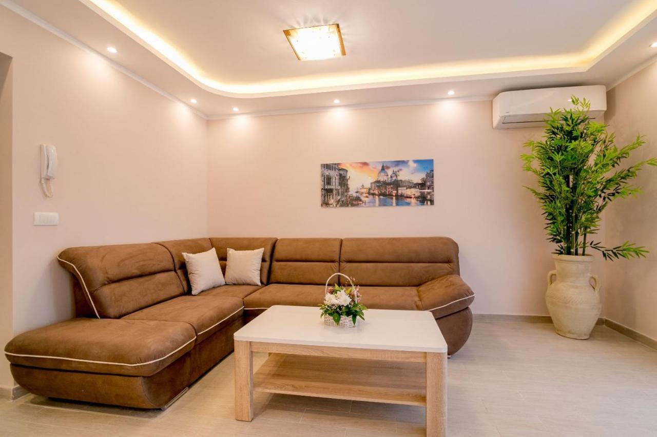 Apartmani Matej Κότορ Εξωτερικό φωτογραφία
